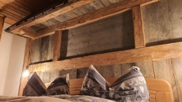 02-appartement-dolomiten-schlafzimmer-04.jpg