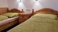 13-appartement-4p-monte-paterno-schlafzimmer2.jpg