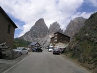 17_Vier-Paesse-Fahrt-Dolomitenrundfahrt.jpg